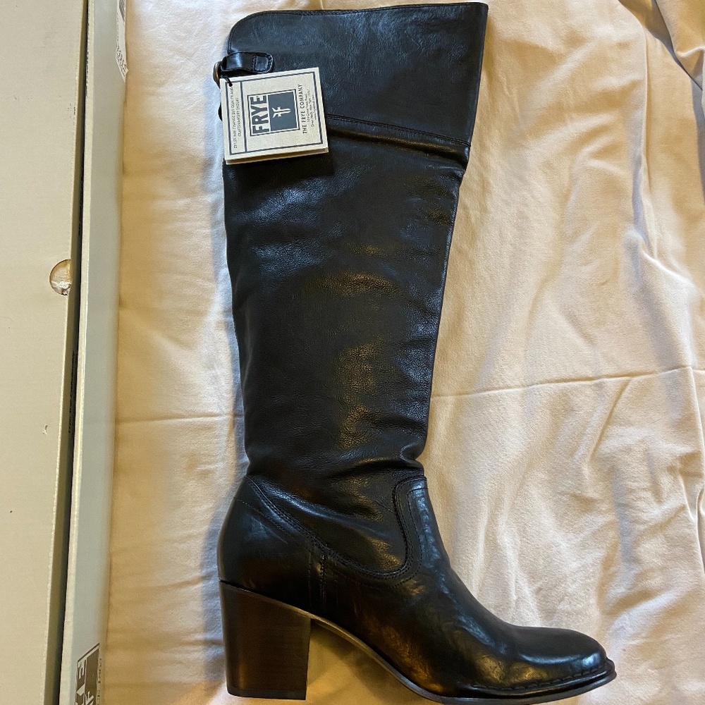 Frye Lucinda slouch boots